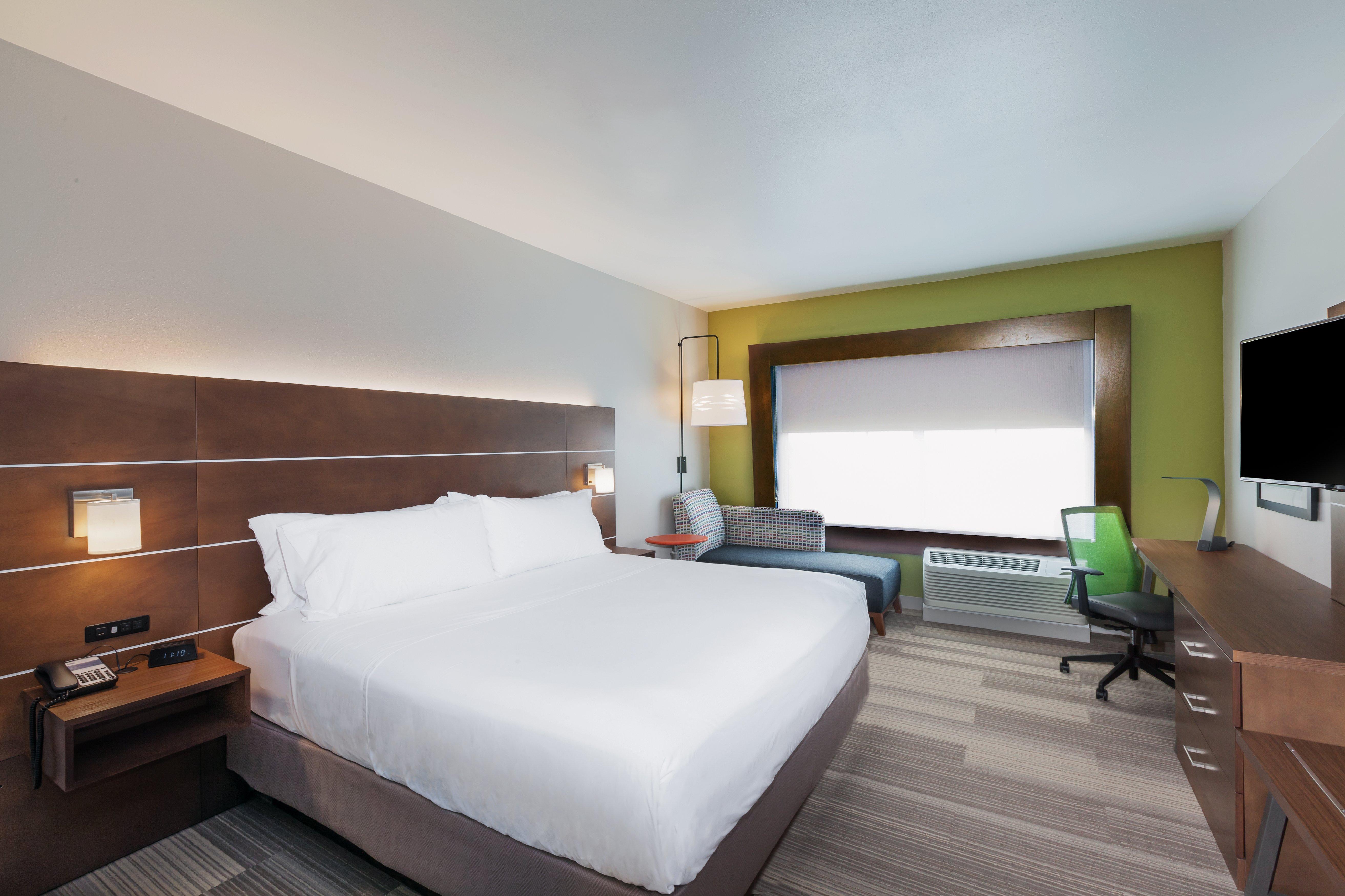 Holiday Inn Express And Suites Chanute By Ihg Exterior foto